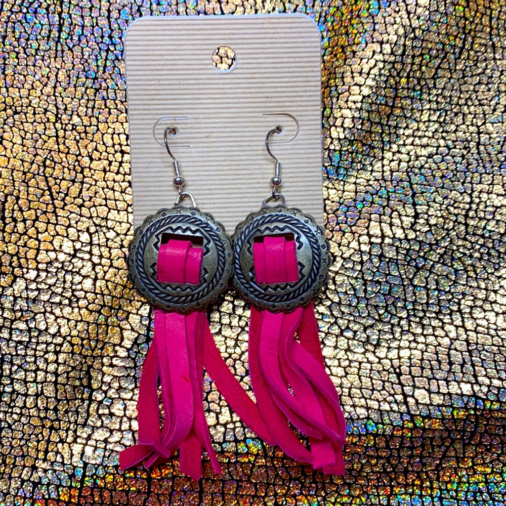 Pink leather earrings.